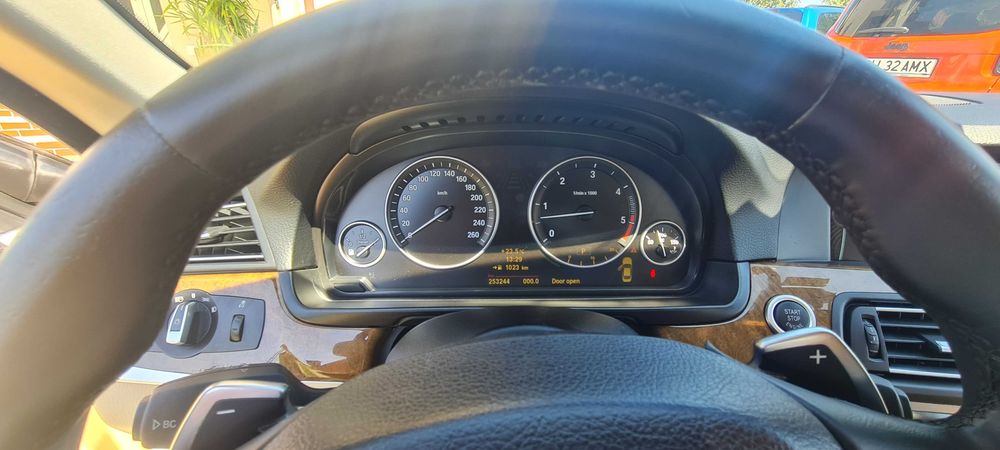 Bmw 530D F10 istoric reprezentanța