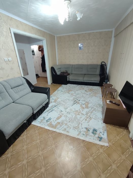 Продается 2-комн (1-49, 2 эт)