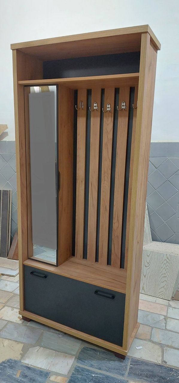 Dahliz F77 mebeli
