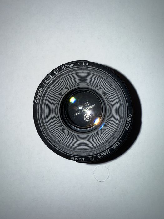 Canon EF 50mm f/1.4 USM