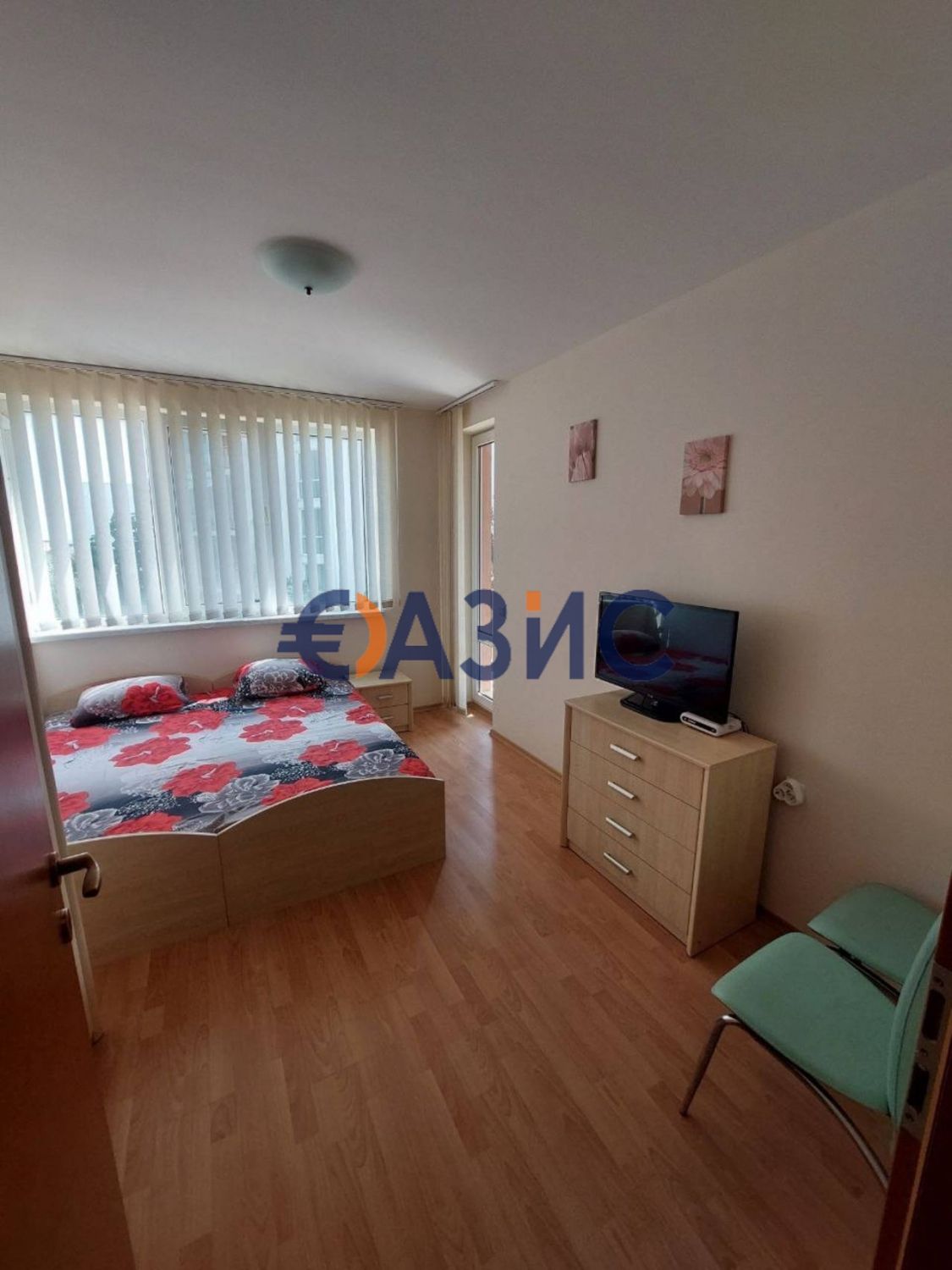 # 33455054 Трехстаен апартамент в Комплекс Краун Форт Клуб, Свети Влас