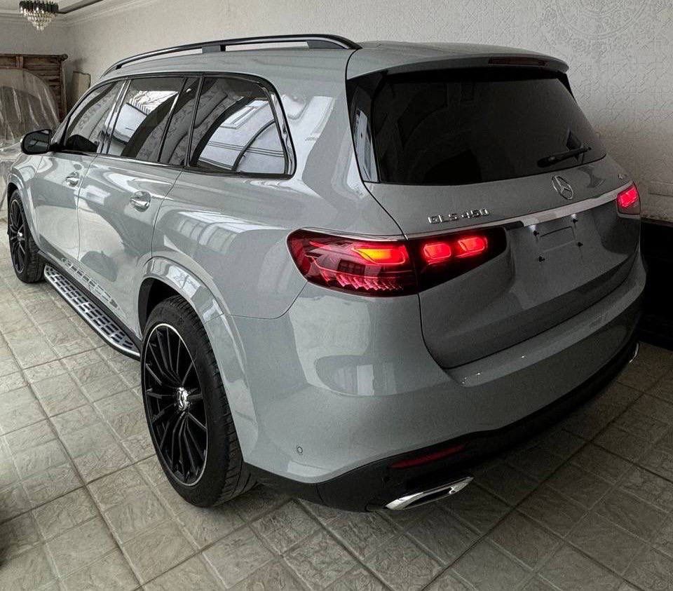 Mercedes-Benz GLS 450 год 2024