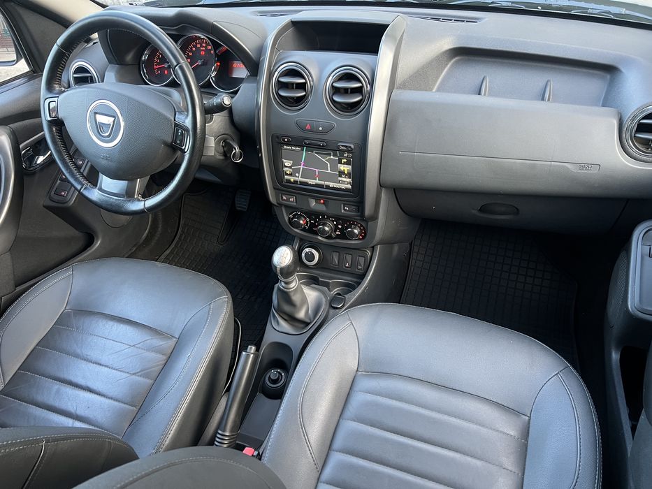 DACIA DUSTER 4x4 / Facelift  / 1.5 DCi/Istoric DACIA / Verde~Grun/
