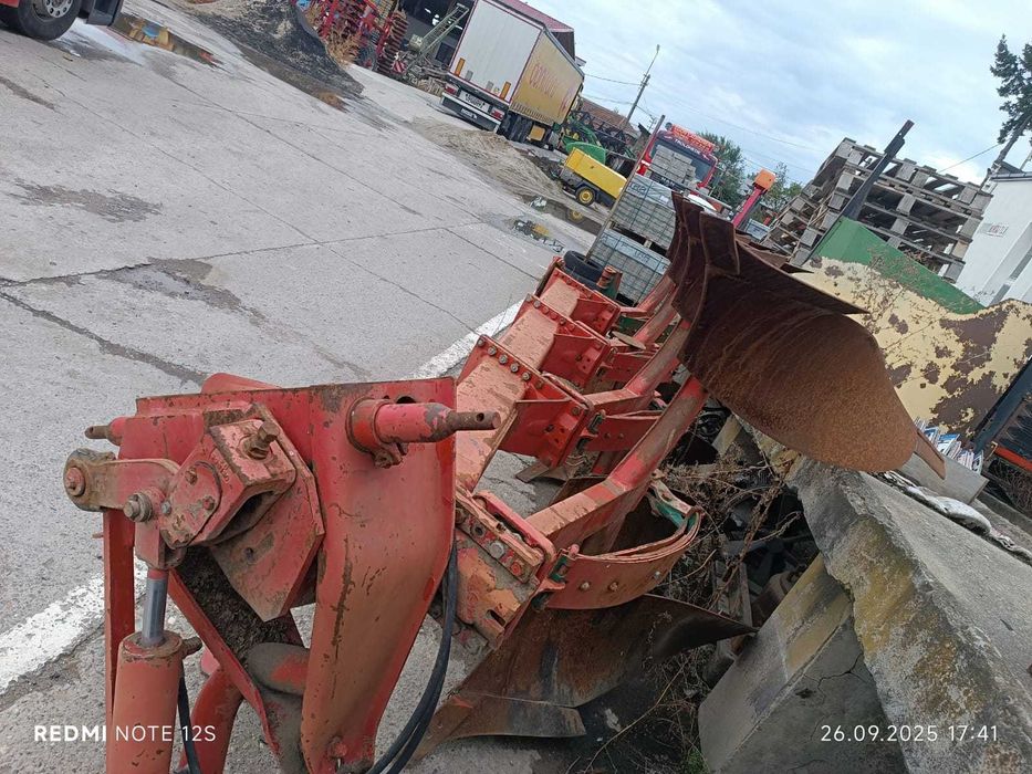 Plug Kverneland 4 trupițe