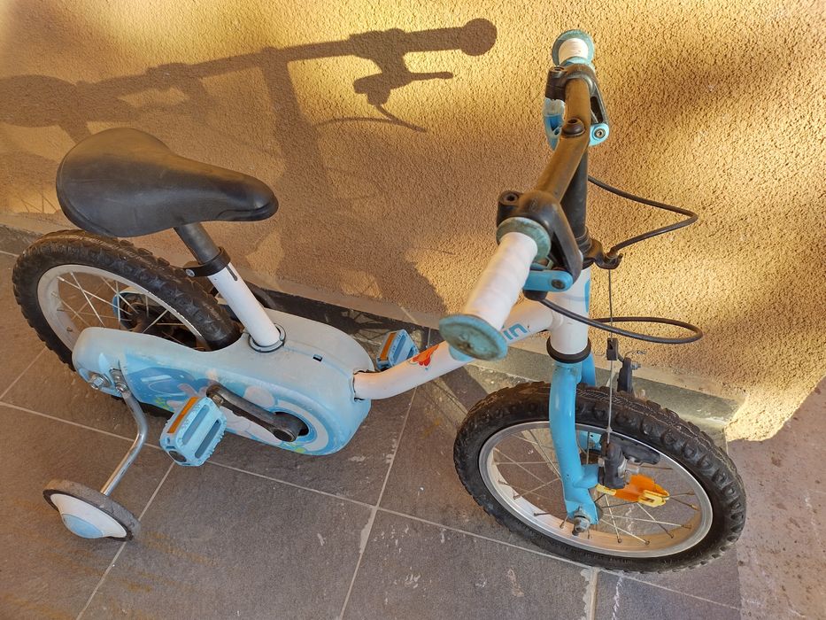 bicicleta copii cu roti ajutatoare