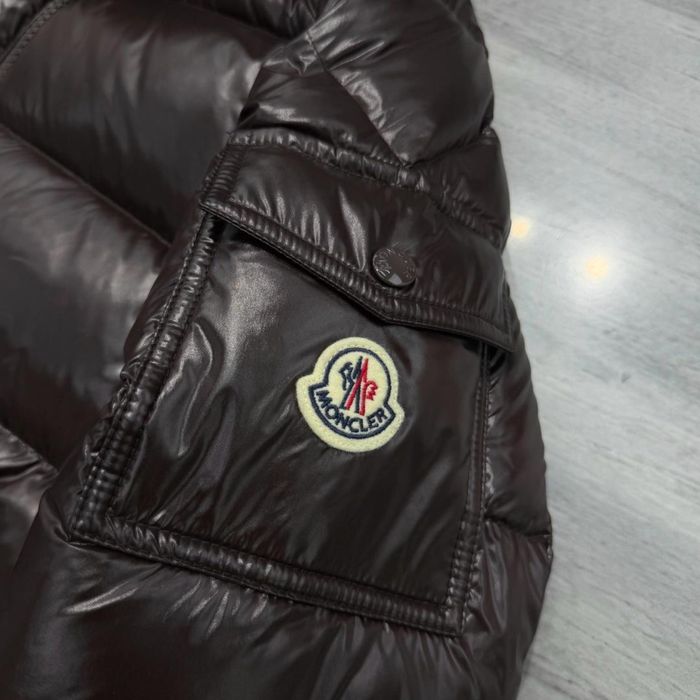 Geaca Moncler , calitate premium , pe comanda , noua , L