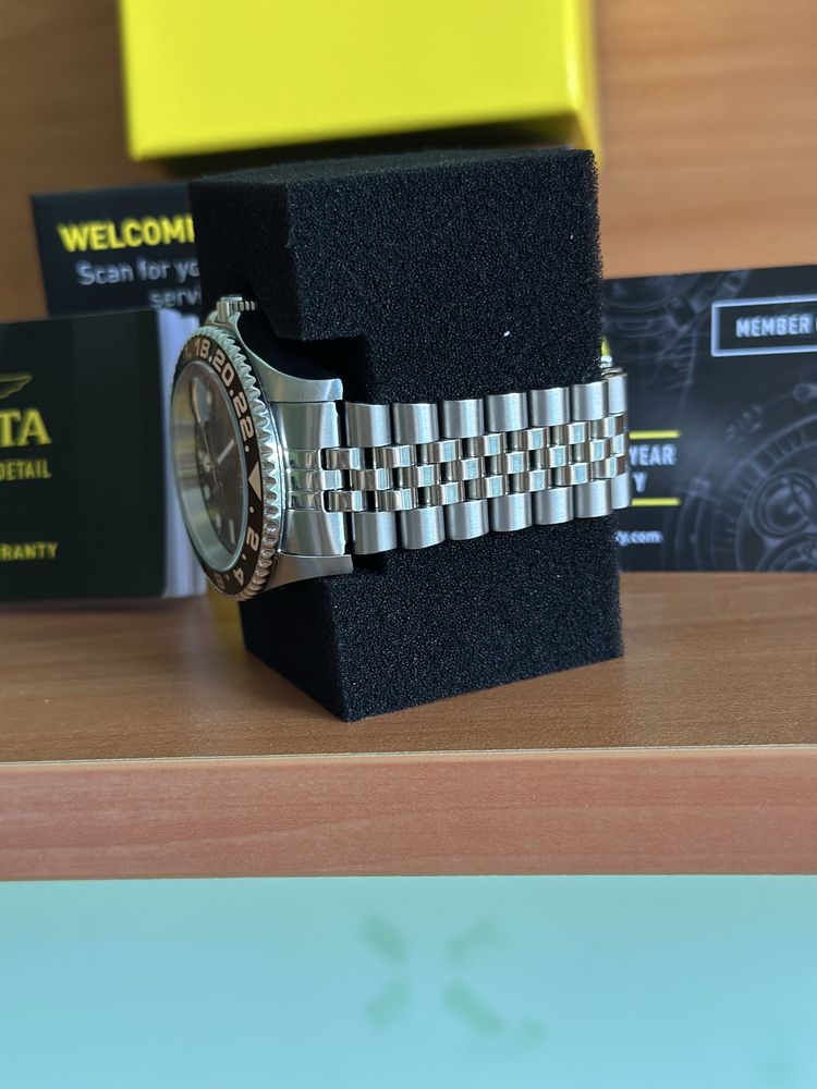 Часовник Invicta Pro Diver 43 mm