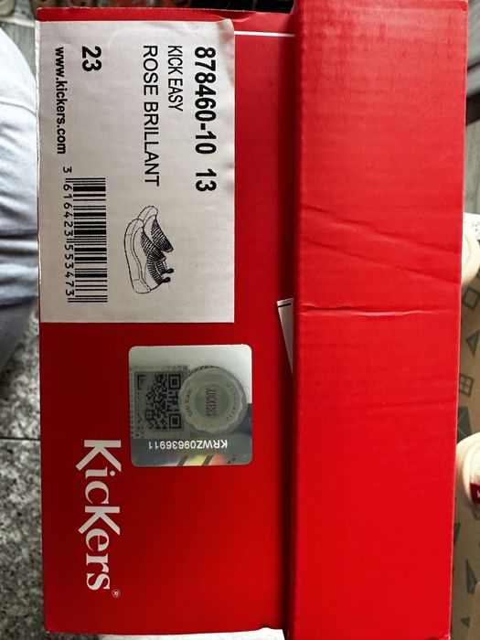 Sneakers fete kickers marimea 23