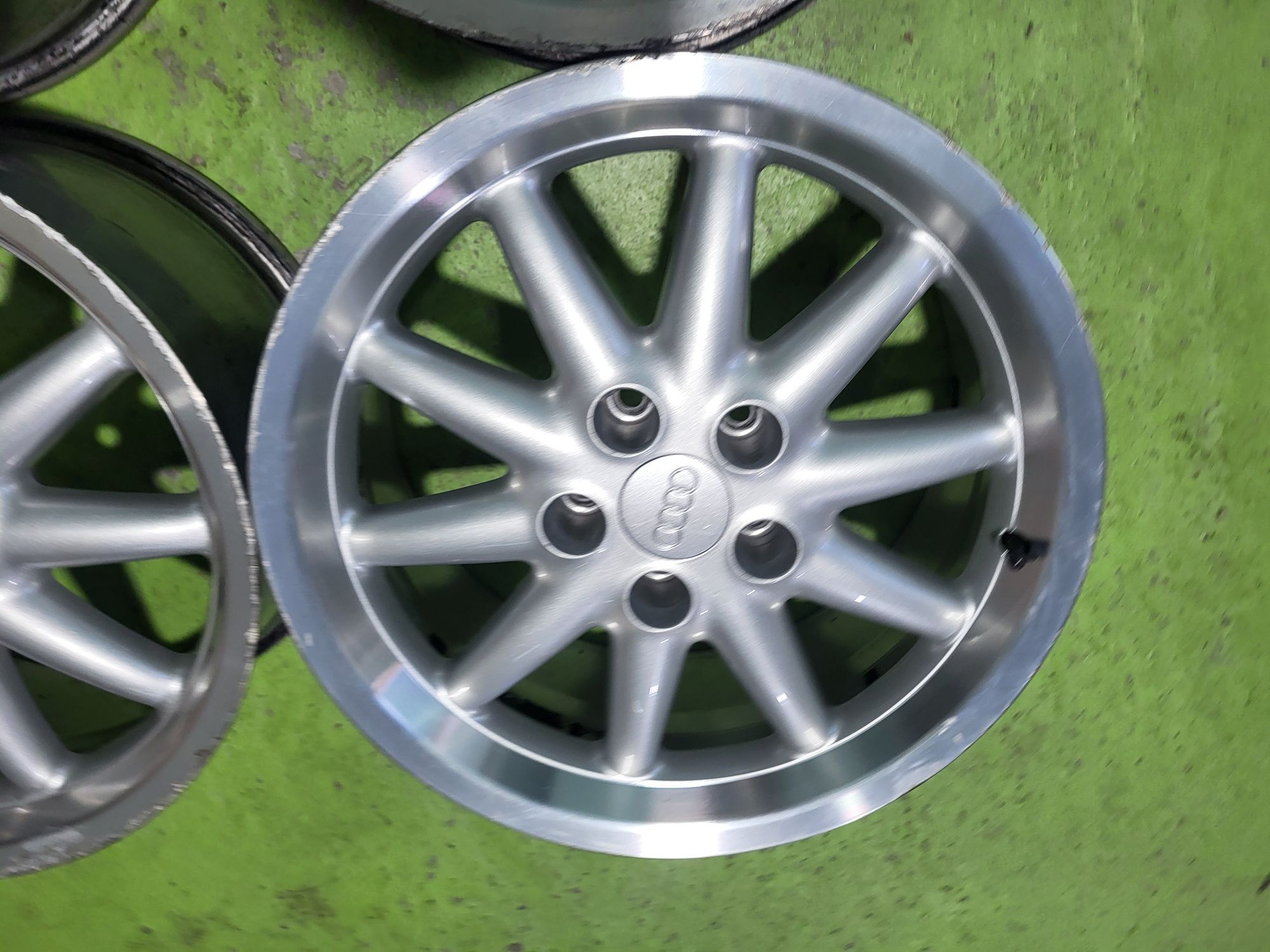 17 5x112 ET 35 Audi лети джанти 5х112 ауди