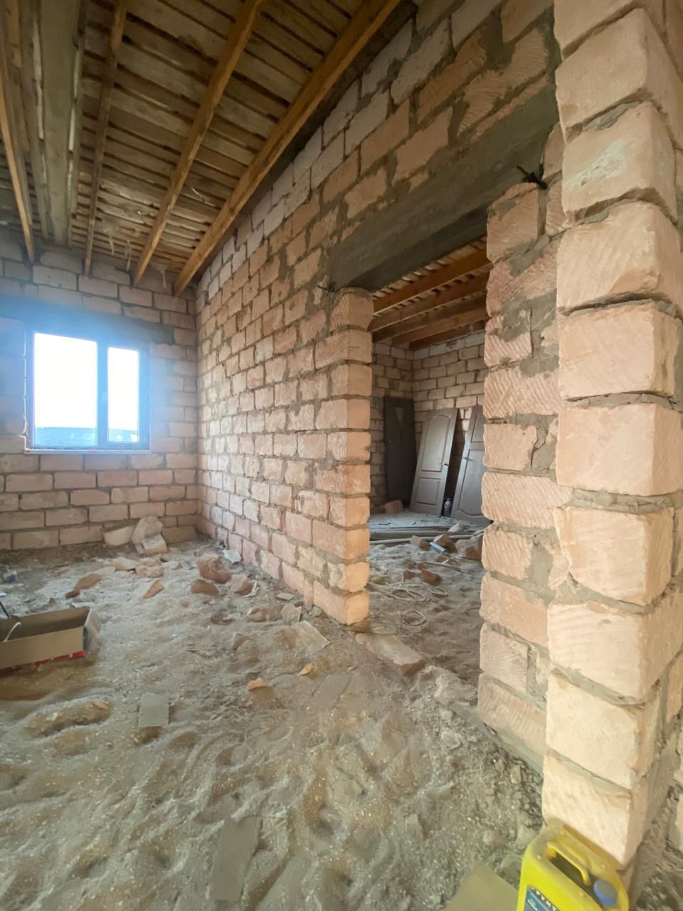 Продается дом в черновой отделке