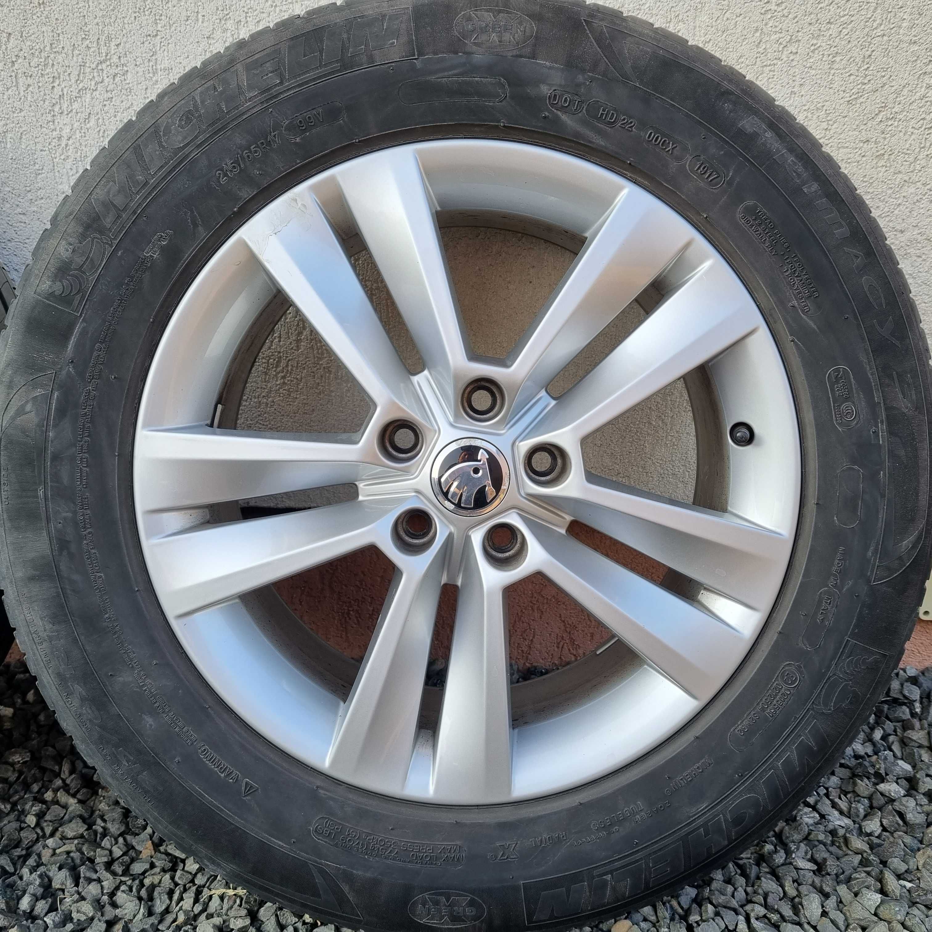 Vând jante 17" aliaj originale SKODA