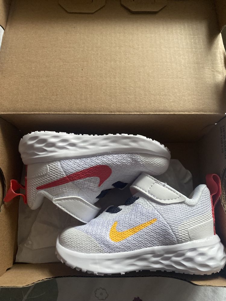 Маратонки бебешки Nike