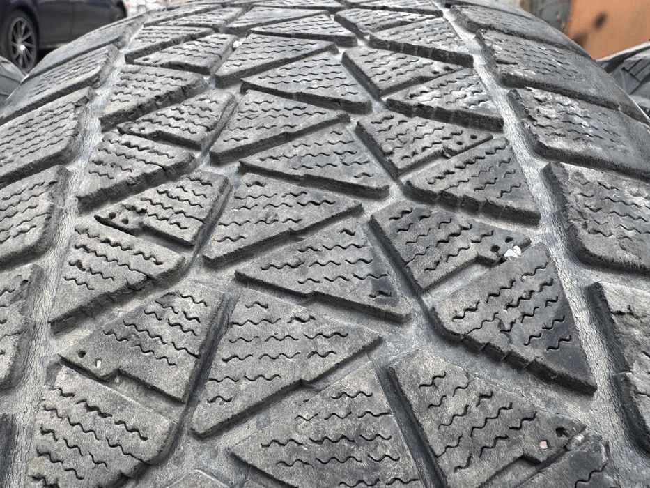 Автошины зимние б/у