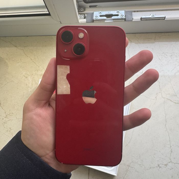 IPhone 13 red 128