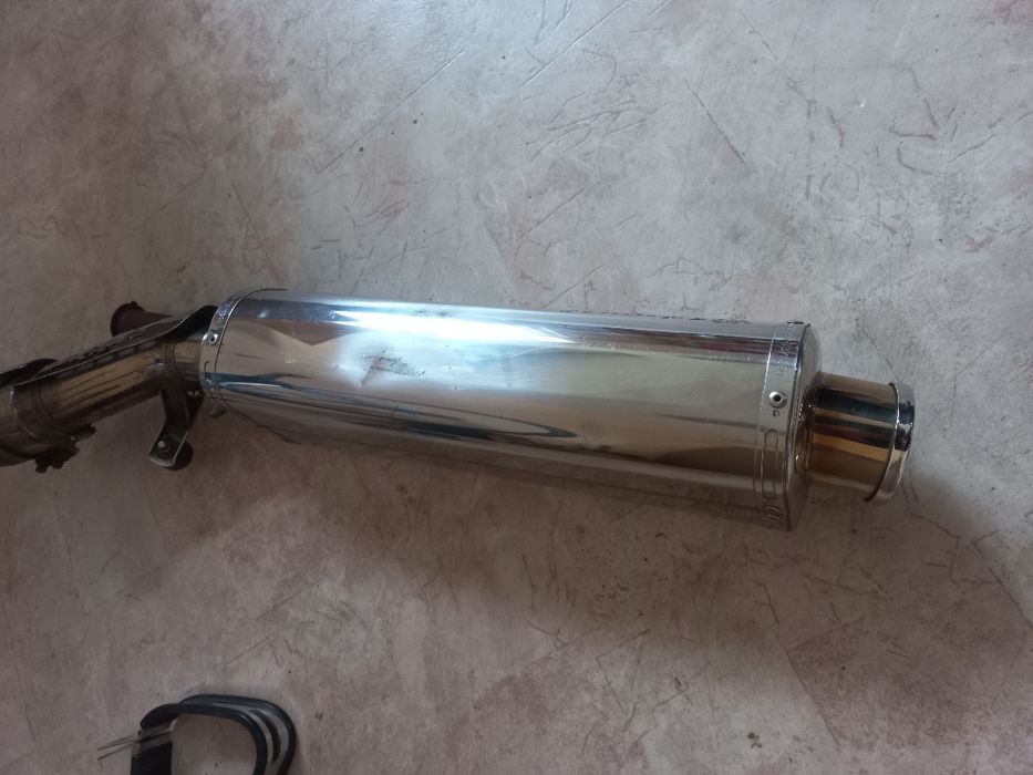 Suzuki Bandit GSX1250FA Ауспух Beowulf  GSX650F