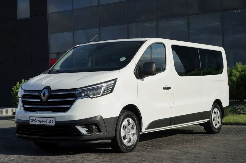 Renault TRAFIC III / AUTOBUS / 9 LOCURI / 90.000 KM / PRIMUL PROPRIETAR / SHOWROOM POLONESE / 2022 /