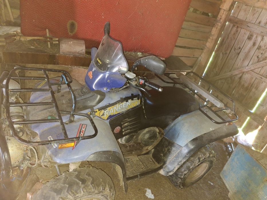 Vând atv linhai 250cc defect