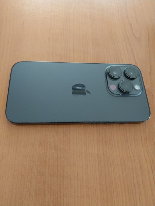 Продавам IPhone 14 Pro