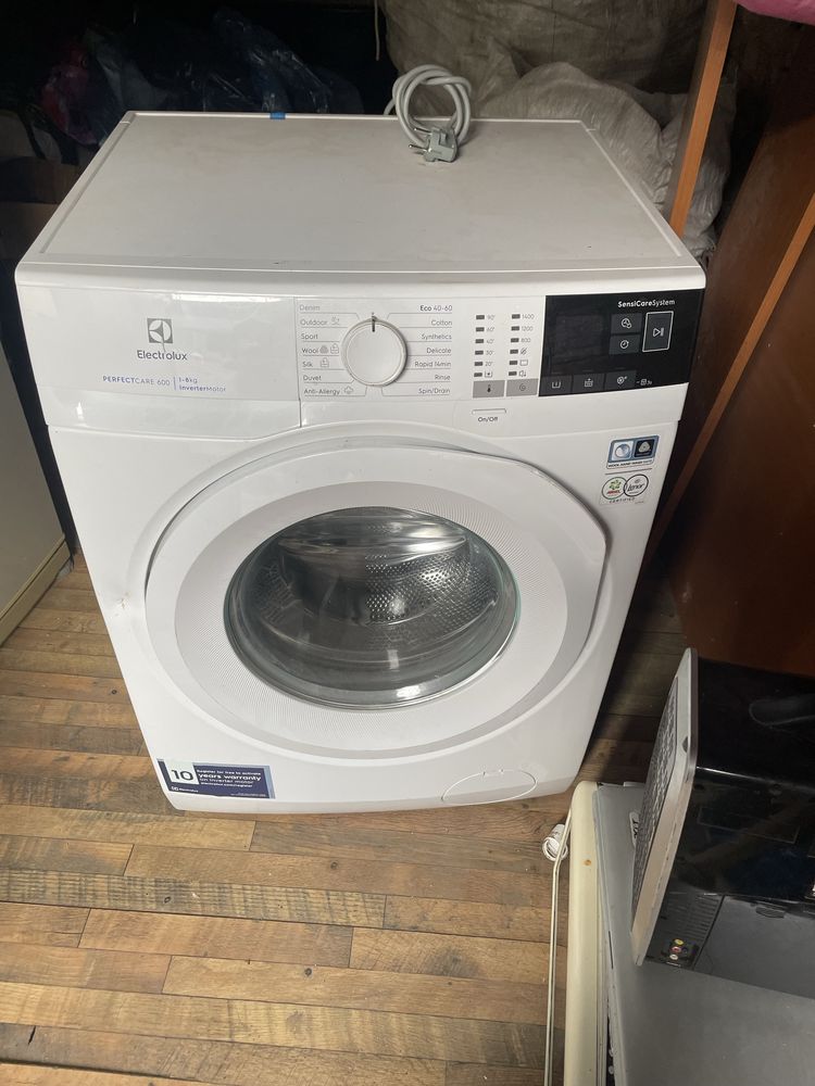 Vand masina de spalat  de 8 kg