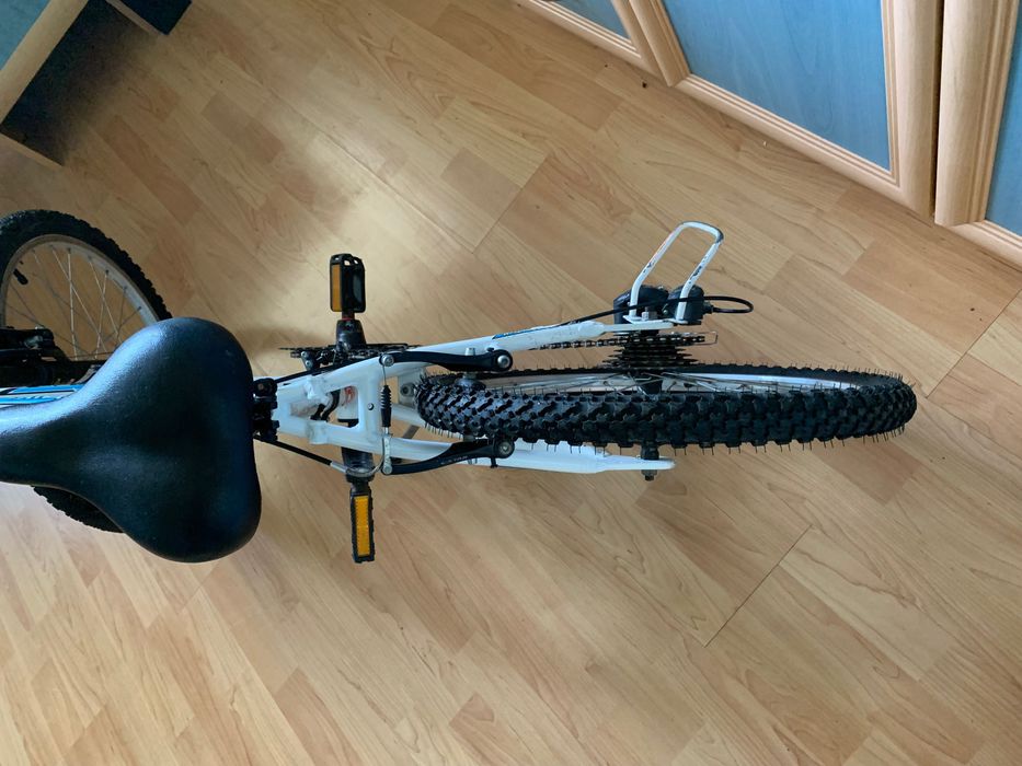 Drag Tomahawk 20