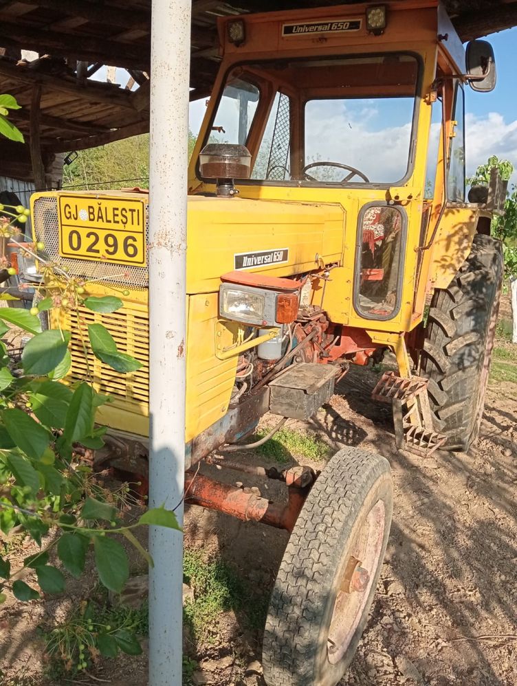 Tractor, plug disc utb 650 perfecta stare de functionare