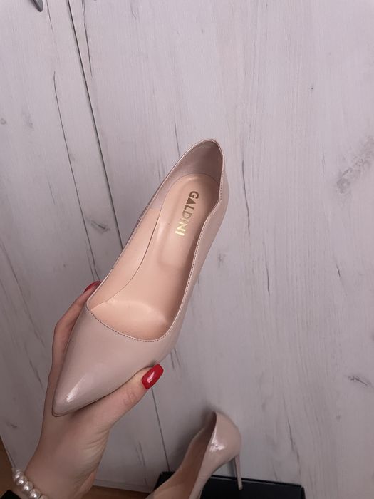 Токчета Galdini.