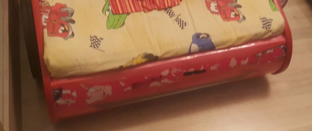 Pat Cars culoare rosie