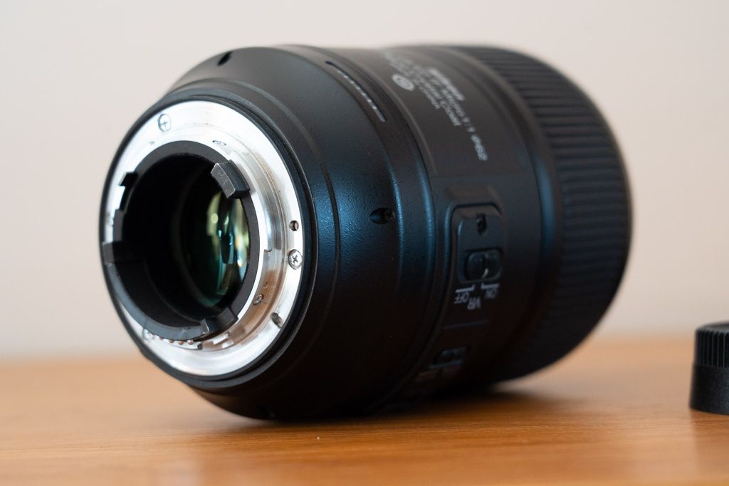 Nikon AF-S 105 f2.8 micro