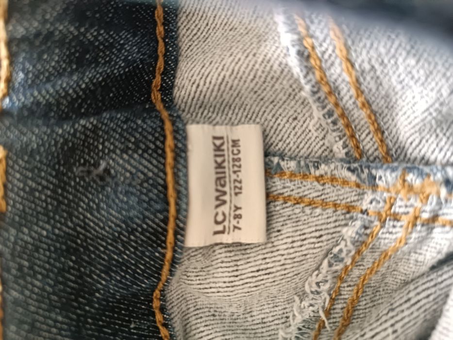 Джинсы  waikiki. 122-128. Состояние отличное. Новые. 7-8 лет