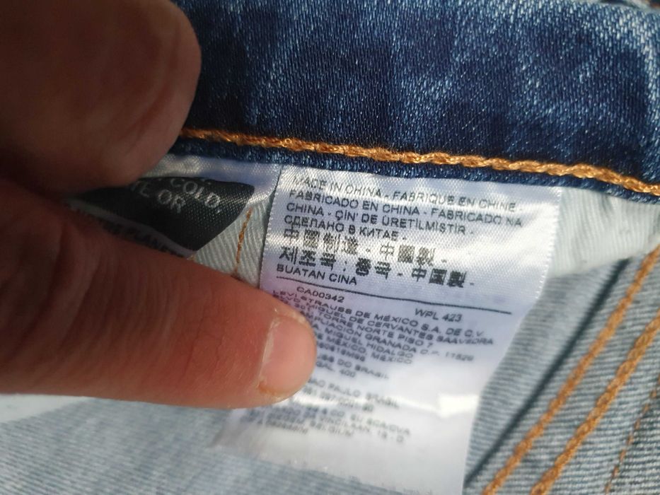 Blugi LEVI'S 511 Slim Performance - Marime W38 L32 (Talie 103 cm)