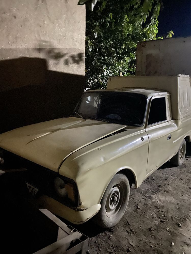 Moskvich 2705 perajkavoz