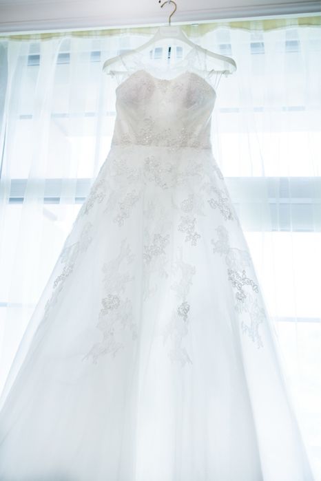 Продам кружевное свадебное платье San Patrik