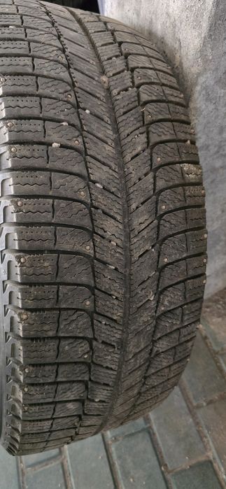 Шины зимние Michlen 255x55x18