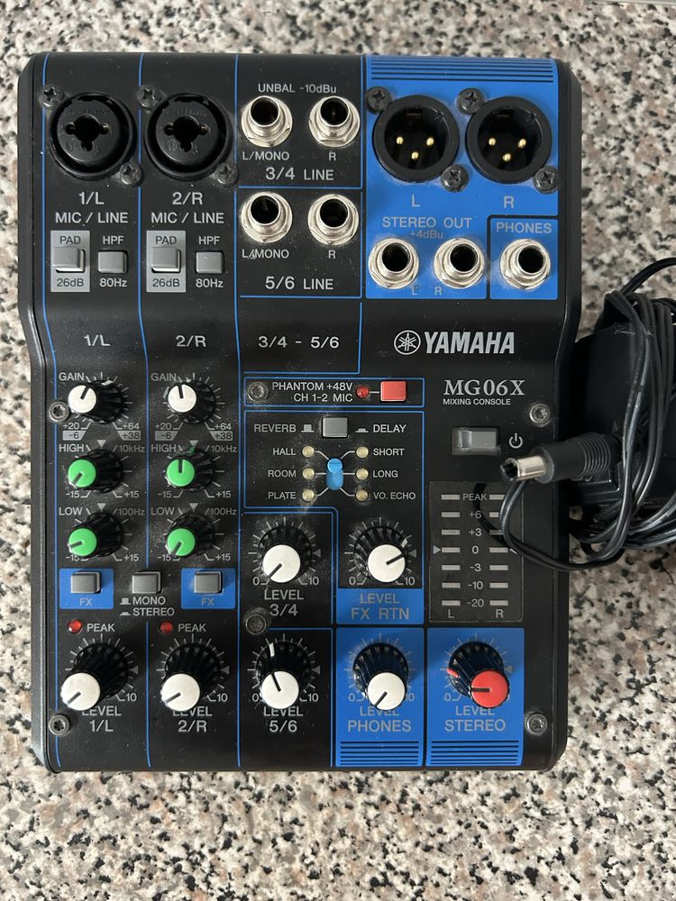 Продам аналоговый микшерный пульт Yamaha mg06fx оригинал