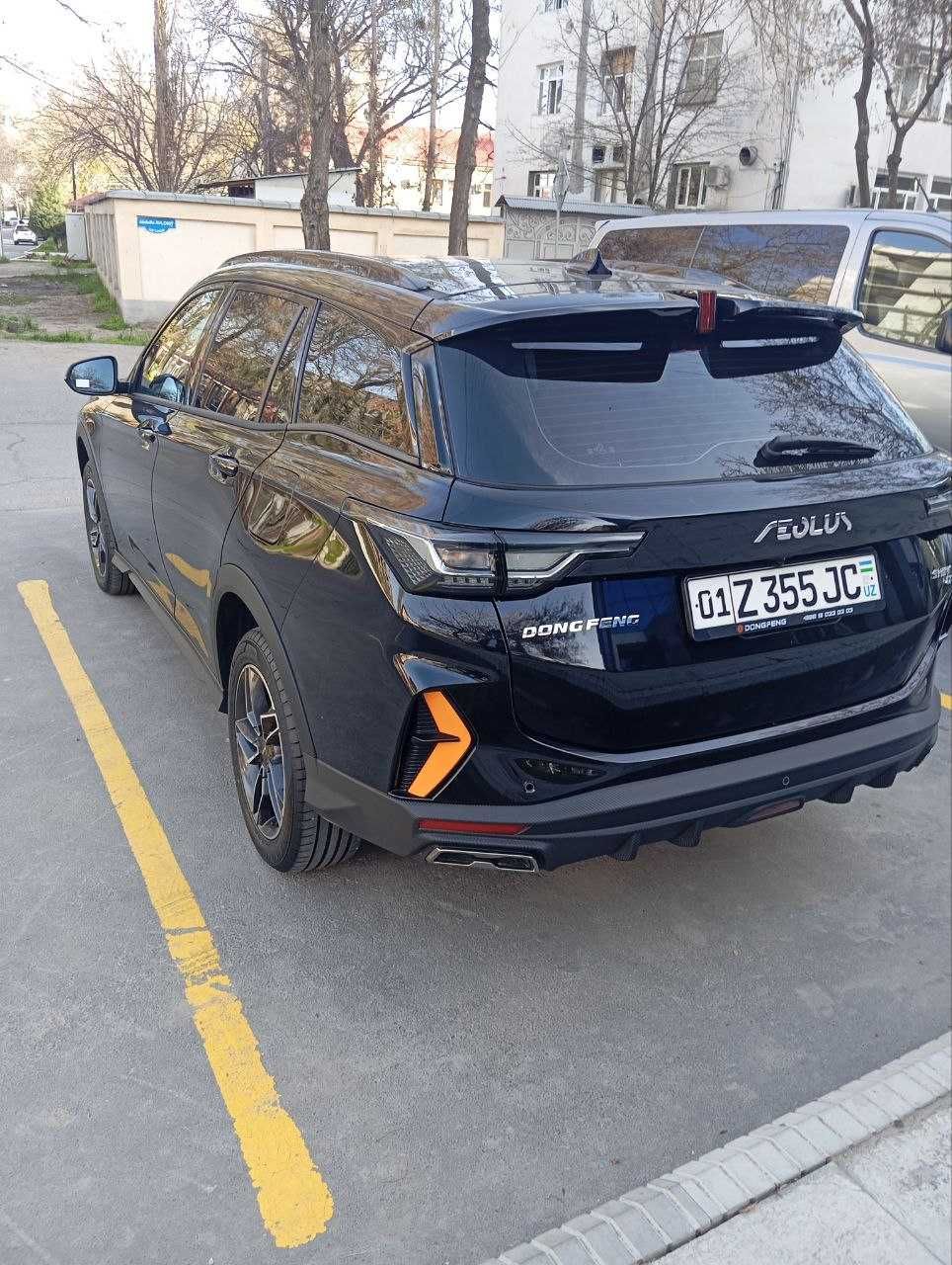 Dongfeng aeolus shine 1.5 turo sotiladi