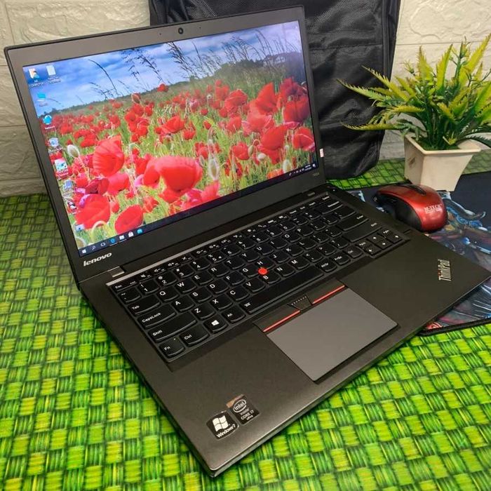Laptop Lenovo T450s - i5-5200U-SSD 240GB-12GB RAM-Docking Station