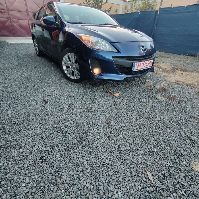 Mazda 3 benzina 1.6 2014 perfecta stare ieftin  GARANȚIE