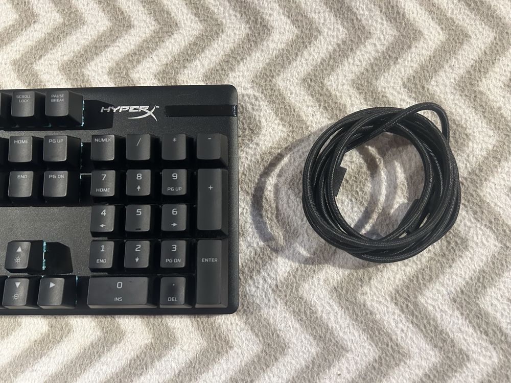 Vand Tastatura gaming mecanica