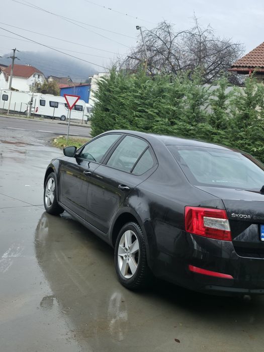Vând Skoda Octavia 3 2014 1.6 diesel