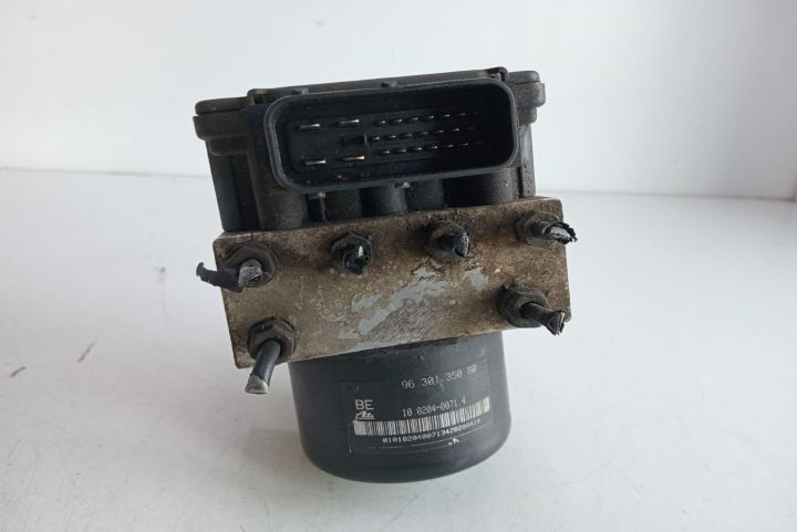 Pompa ABS   9630135080 Citroen Saxo a 2-a generatie seria