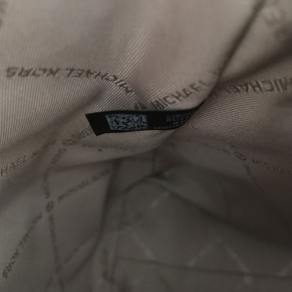 Оригинална чанта Michael Kors