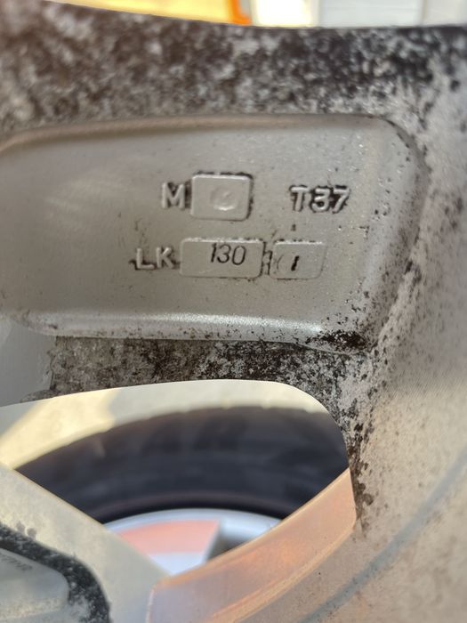 Set jante aliaj R17 5x130 cu anvelope de iarna 255 60 R17