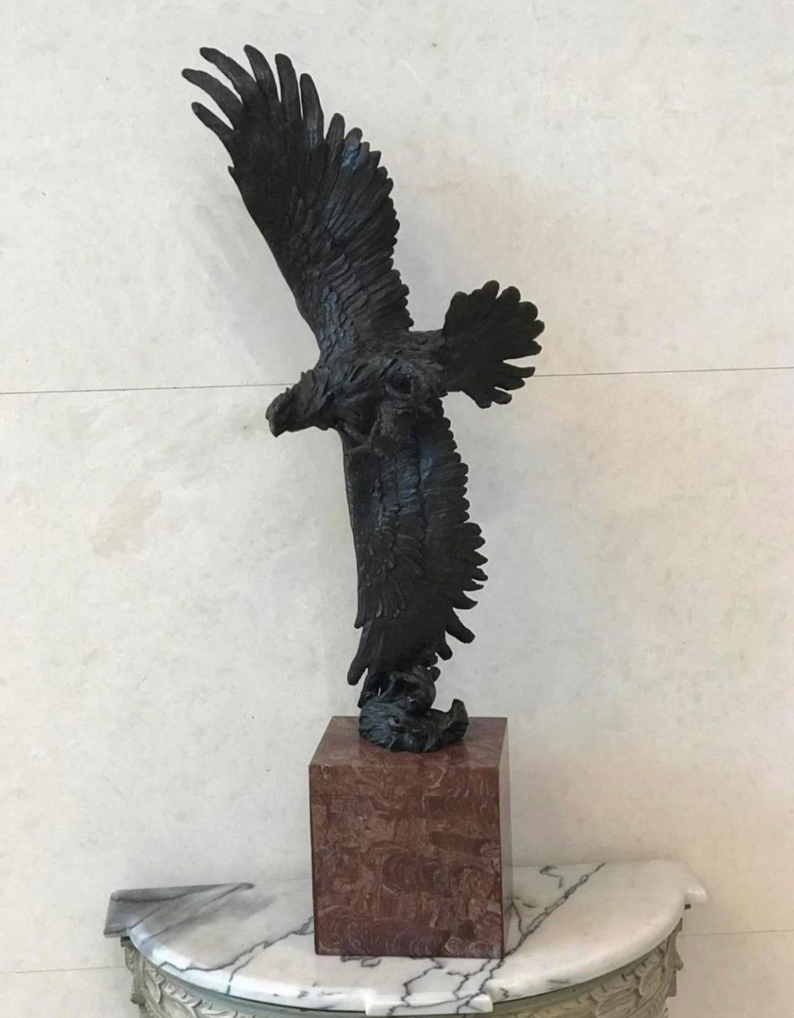 Statueta din bronz masiv