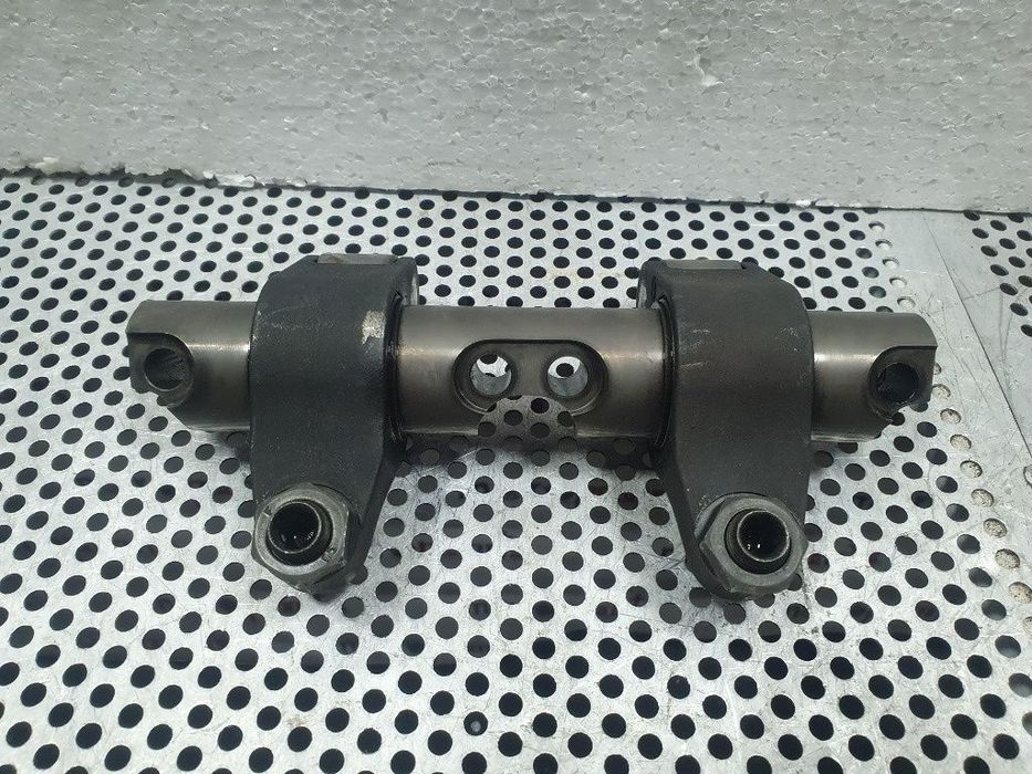 Rampa culbutori injectoare  AUDI A4 II Avant 8E5, B6 2000 - 2005 1.9 TDI AVF, AWX 038109527AF