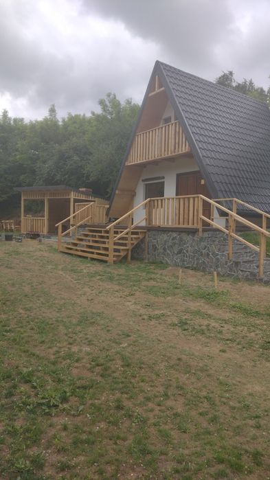 Execut amenajatri interioare exterioare.