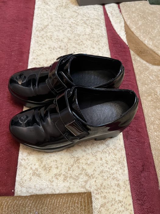 Ботильоны лакированные