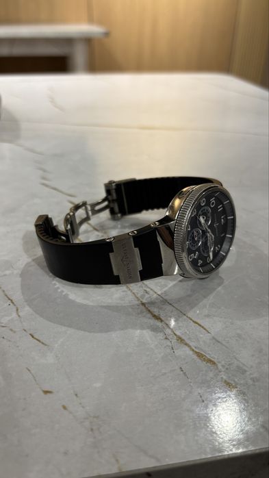 Часы  Ulysser nardin