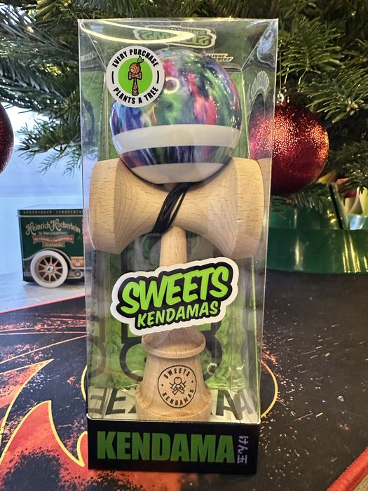 Kendama Sweets Tie Dye, balance hole – model unic, nou, în cutie