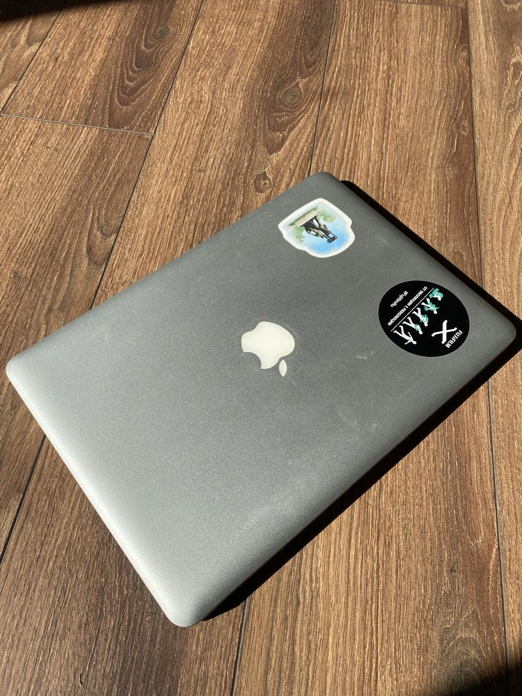 Macbook pro 2011