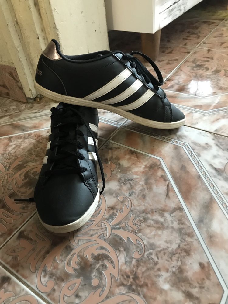 Дамски маратонки adidas